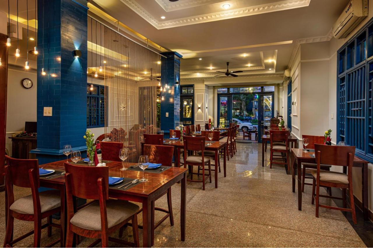 Sofia Boutique Hotel Da Nang Exterior photo