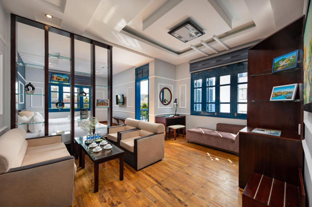 Sofia Boutique Hotel Da Nang Exterior photo
